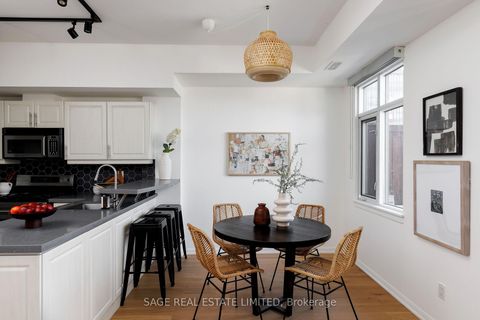 Photo 12 at 615 - 550 Front Street W, Waterfront Communities C1, Toronto
