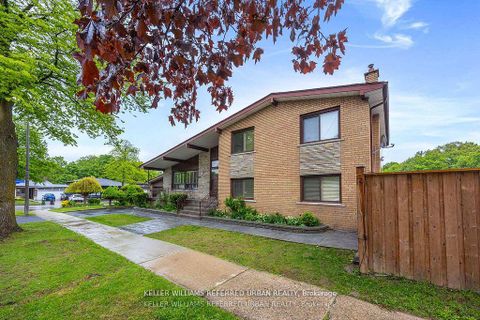 Photo 2 at 12 Eldorado Court, York University Heights, Toronto