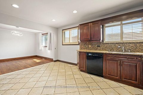 Photo 12 at 12 Eldorado Court, York University Heights, Toronto