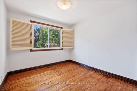 Photo 17 at 12 Eldorado Court, York University Heights, Toronto