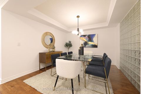 Photo 7 at 609 - 2727 Yonge Street, Lawrence Park South, Toronto
