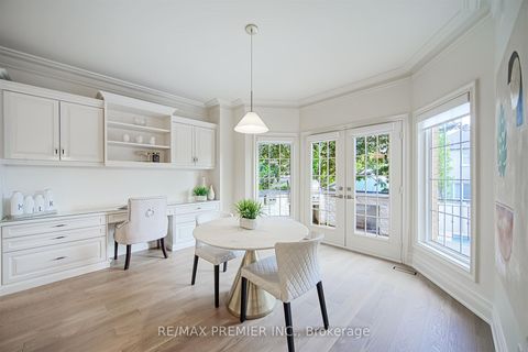 Photo 14 at 115 Southlawn Drive, Islington Woods, Vaughan