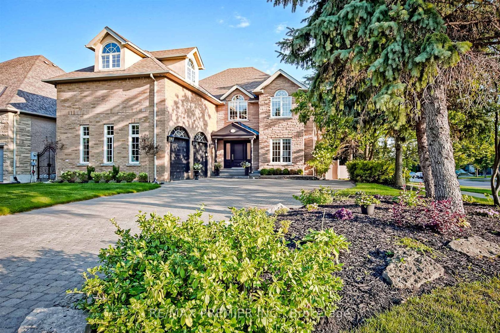 115 Southlawn Drive, Islington Woods, Vaughan 