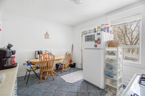 Photo 11 at 2 Rockwell Avenue, Pellam Park, Toronto