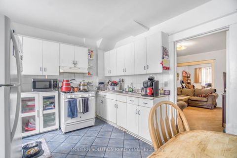 Photo 13 at 2 Rockwell Avenue, Pellam Park, Toronto