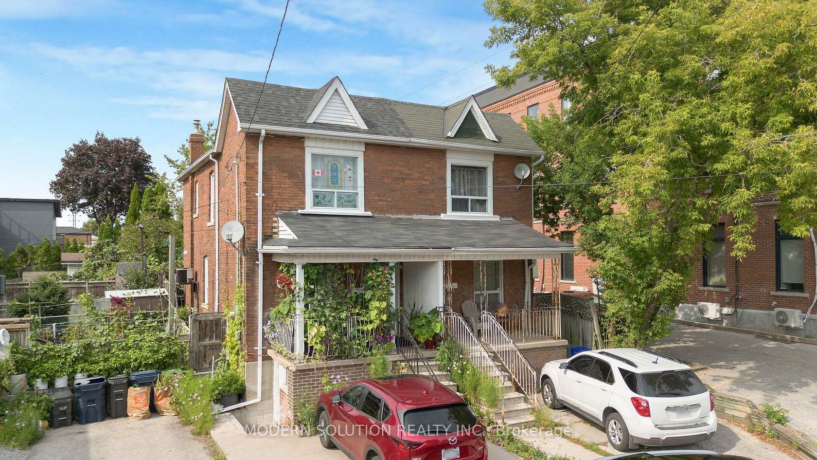 2 Rockwell Avenue, Pellam Park, Toronto 