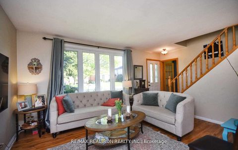 Photo 12 at 74 Goulding Avenue, Newtonbrook West, Toronto