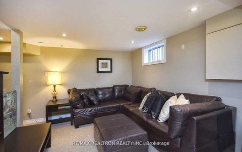 Photo 31 at 74 Goulding Avenue, Newtonbrook West, Toronto