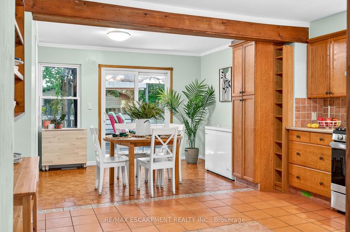 Photo 13 at 146 Normanhurst Avenue W, Normanhurst, Hamilton