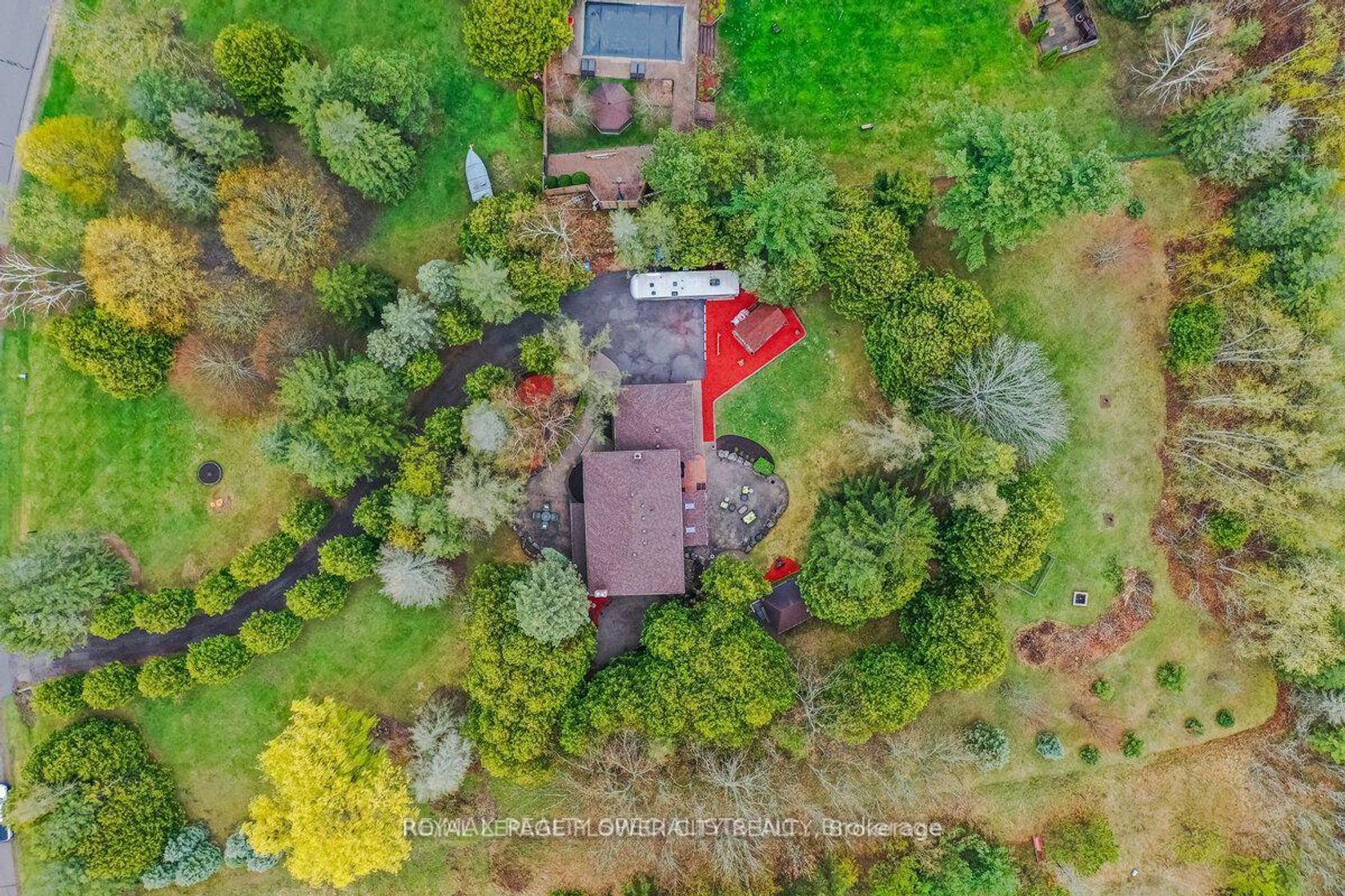 29 Gibson Lake Drive, Palgrave, Caledon by Loree Meneguzzi Real Estate 29 Gibson Lake Drive, Palgrave, Caledon