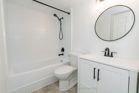 Photo 22 at 407 - 11 Oneida Crescent, Langstaff, Richmond Hill