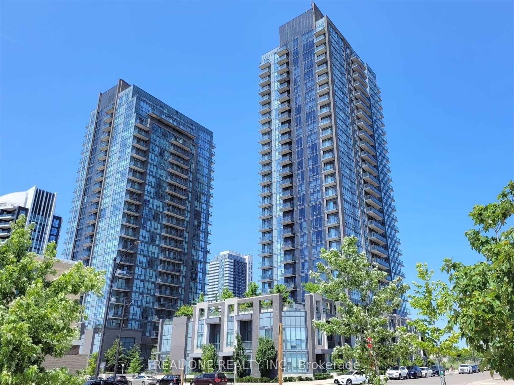 1007 - 5025 Four Springs Avenue, Hurontario, Mississauga 