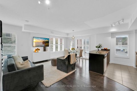 Photo 4 at 239 - 13 Foundry Avenue, Junction Area, Toronto