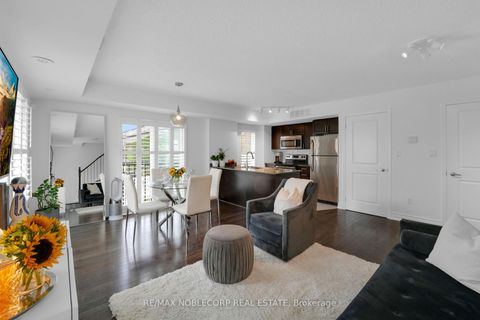 Photo 13 at 239 - 13 Foundry Avenue, Junction Area, Toronto