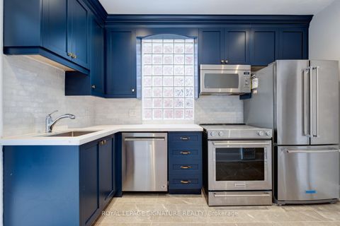 Photo 8 at 68 Ostend Avenue, Swansea, Toronto