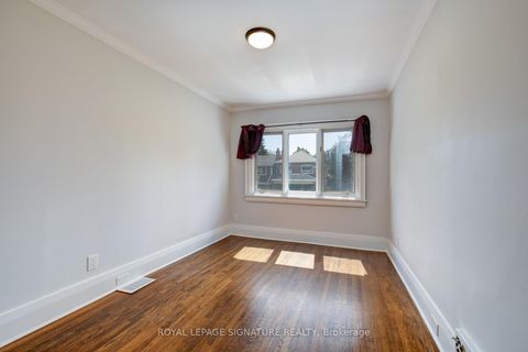 Photo 12 at 68 Ostend Avenue, Swansea, Toronto