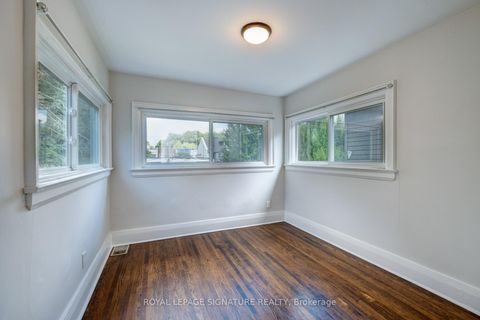 Photo 17 at 68 Ostend Avenue, Swansea, Toronto
