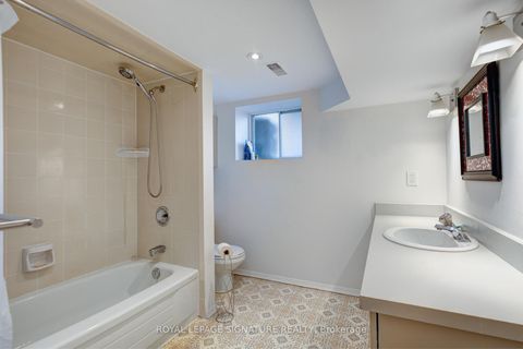 Photo 20 at 68 Ostend Avenue, Swansea, Toronto