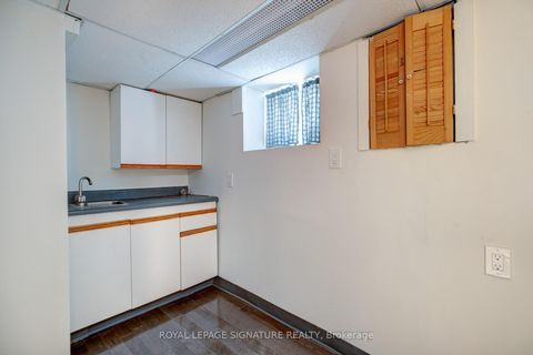 Photo 21 at 68 Ostend Avenue, Swansea, Toronto