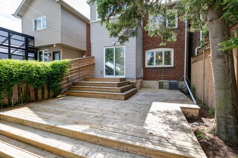 Photo 22 at 68 Ostend Avenue, Swansea, Toronto