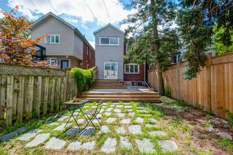 Photo 23 at 68 Ostend Avenue, Swansea, Toronto