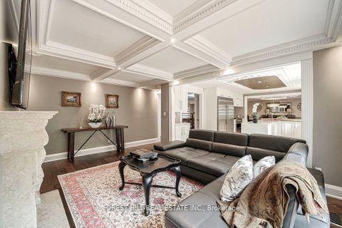 Photo 4 at 160 Banbury Road, Don Mills, Toronto