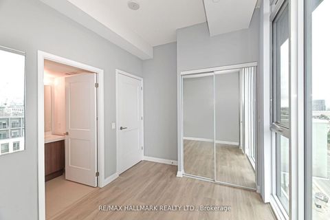 Photo 10 at 906 - 7895 Jane Street, Concord, Vaughan