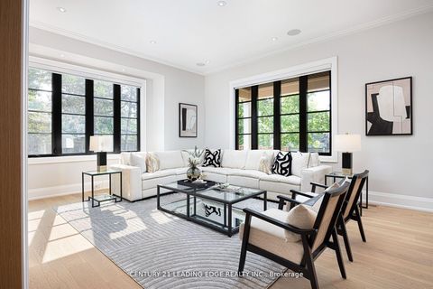 Photo 4 at 48 Tangmere Road, Don Mills, Toronto