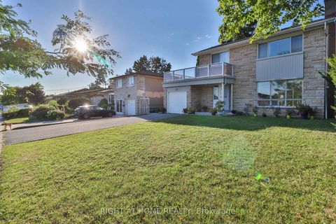 Photo 3 at 106 Grandravine Drive, York University Heights, Toronto
