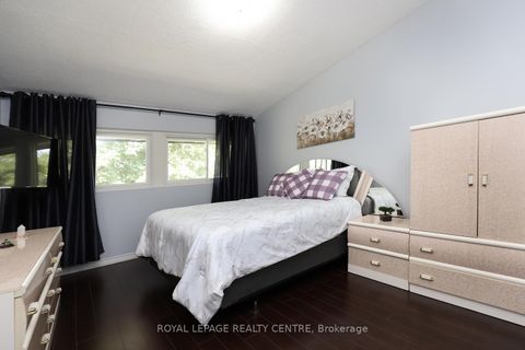 Photo 15 at 11 - 444 Silverstone Drive, Clairville, Toronto