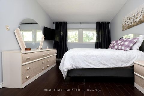 Photo 16 at 11 - 444 Silverstone Drive, Clairville, Toronto
