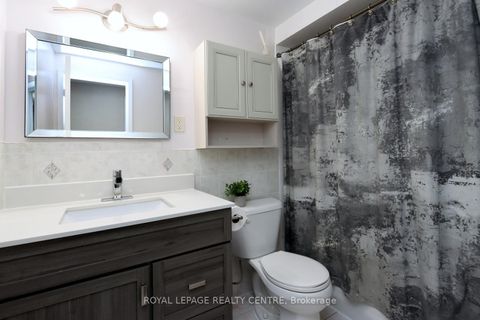 Photo 18 at 11 - 444 Silverstone Drive, Clairville, Toronto