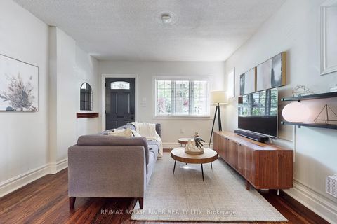 Photo 3 at 512 Main Street, Lumsden, Toronto