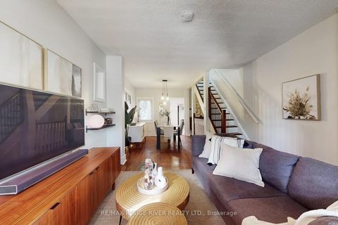 Photo 6 at 512 Main Street, Lumsden, Toronto