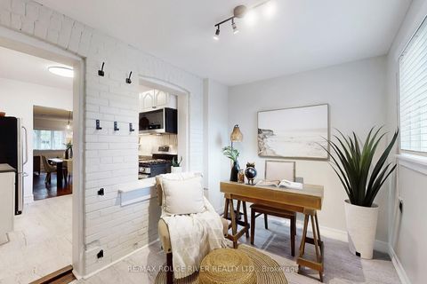 Photo 13 at 512 Main Street, Lumsden, Toronto