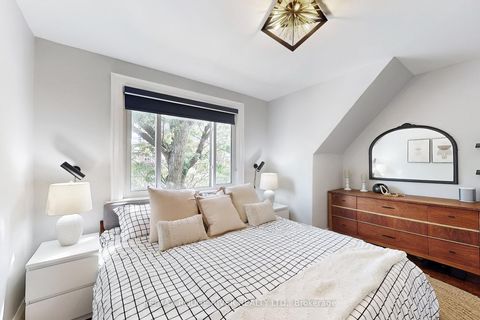 Photo 15 at 512 Main Street, Lumsden, Toronto