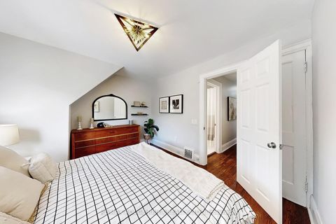 Photo 17 at 512 Main Street, Lumsden, Toronto