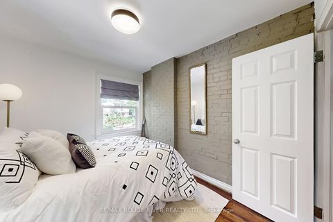 Photo 19 at 512 Main Street, Lumsden, Toronto