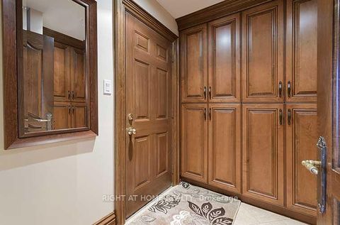 Photo 3 at 166 Royalpark Way, Elder Mills, Vaughan