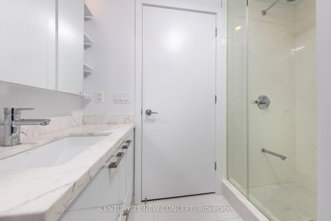 Photo 4 at 3906 - 2221 Yonge Street, Mount Pleasant West, Toronto