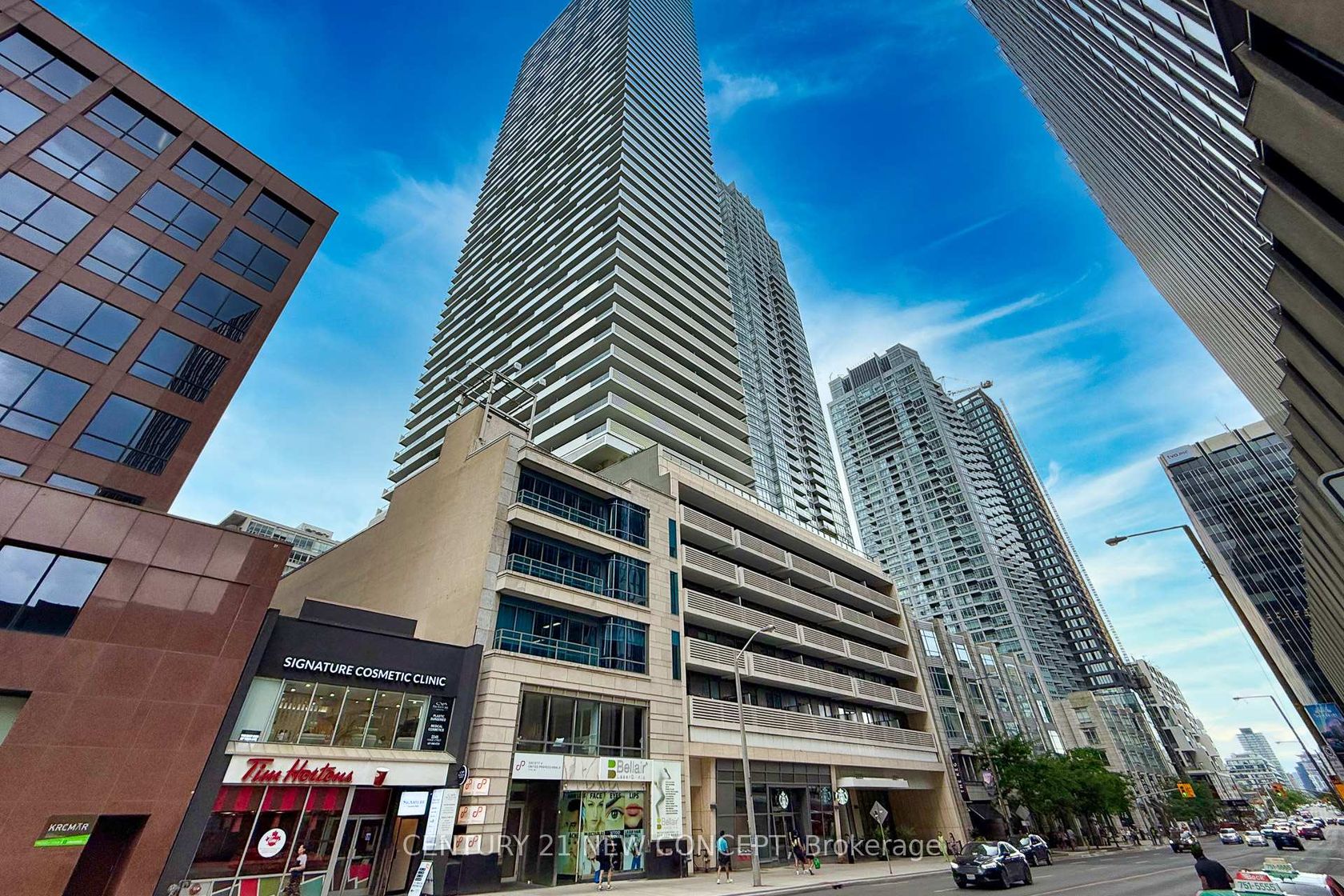 3906 - 2221 Yonge Street, Mount Pleasant West, Toronto 