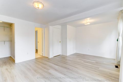 Photo 14 at 133 Huntingdale Boulevard, L'Amoreaux, Toronto