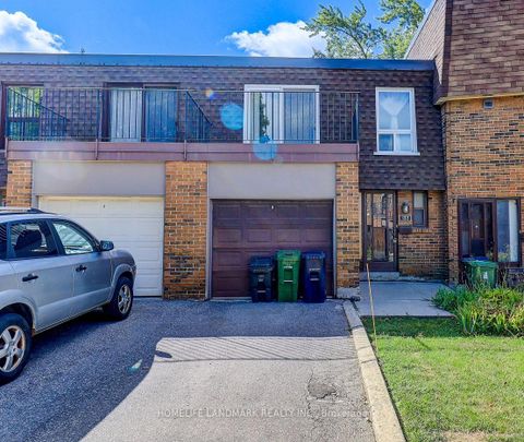 Photo 19 at 133 Huntingdale Boulevard, L'Amoreaux, Toronto