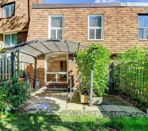 Photo 20 at 133 Huntingdale Boulevard, L'Amoreaux, Toronto