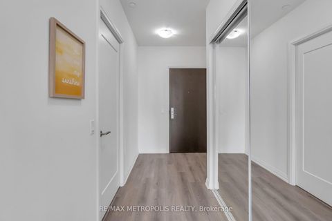 Photo 4 at 2516 - 9000 Jane Street, Vellore Village, Vaughan