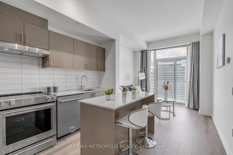 Photo 6 at 2516 - 9000 Jane Street, Vellore Village, Vaughan