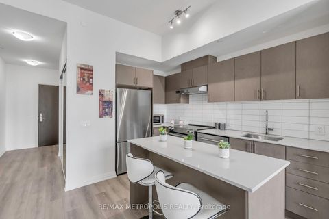 Photo 8 at 2516 - 9000 Jane Street, Vellore Village, Vaughan