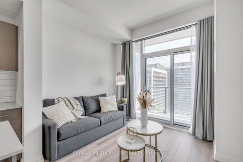 Photo 13 at 2516 - 9000 Jane Street, Vellore Village, Vaughan