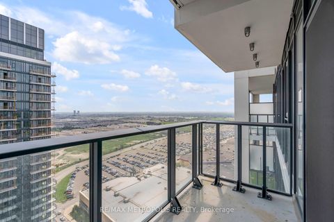 Photo 14 at 2516 - 9000 Jane Street, Vellore Village, Vaughan