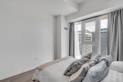Photo 17 at 2516 - 9000 Jane Street, Vellore Village, Vaughan